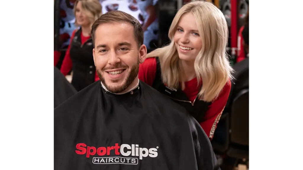 Sport Clips Haircuts of Happy Valley & 67th — Hair salon in Glendale